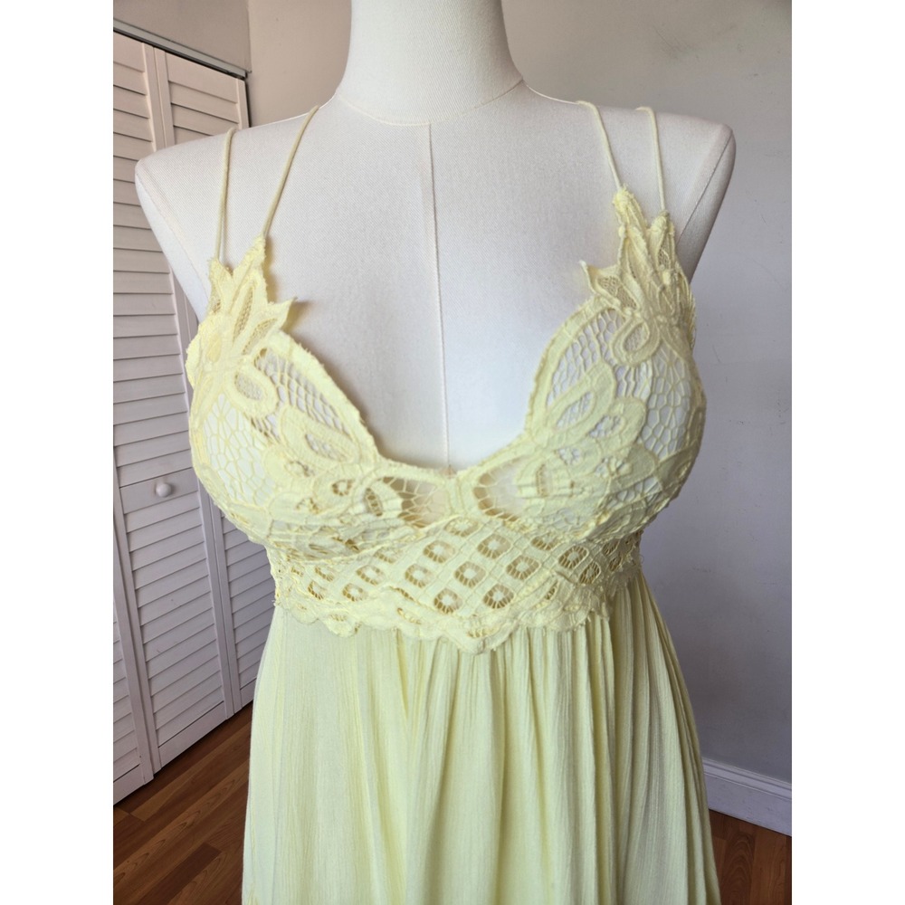 Free People Adella Slip Dress Butter Yellow Lace Mini Dress Size L Boho Coquette - Picture 3 of 9